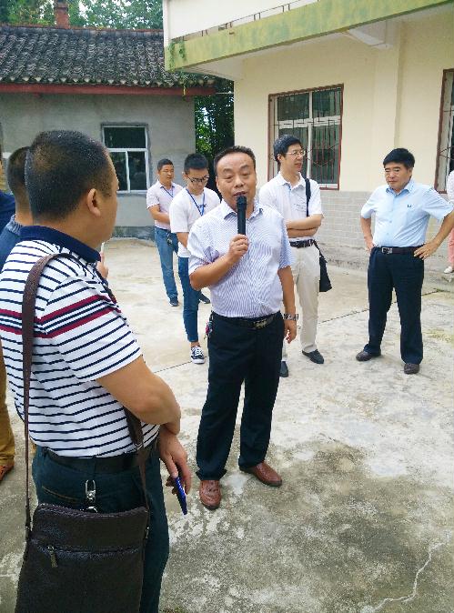 首次全国蚕种生产经营经验交流暨学会讨论会在安康召开